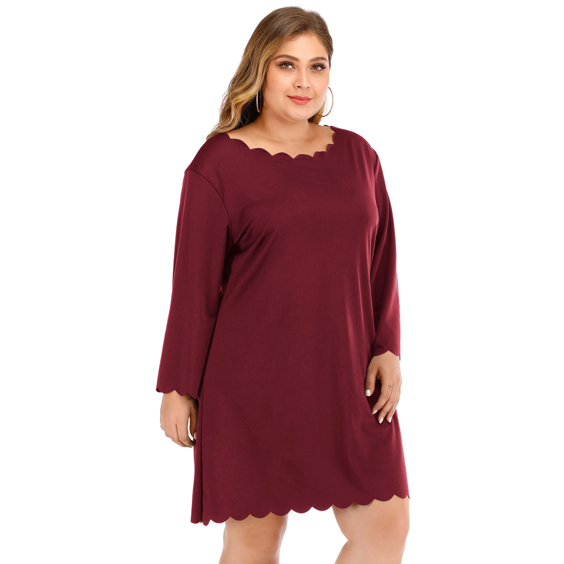 Plus size women's round neck wavy skirt - Red