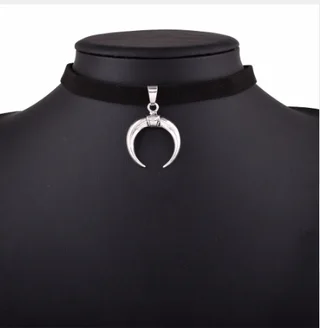 Europe and the United States necklace short clavicle necklace crescent moon pendant collar choker flannel necklace direct sales