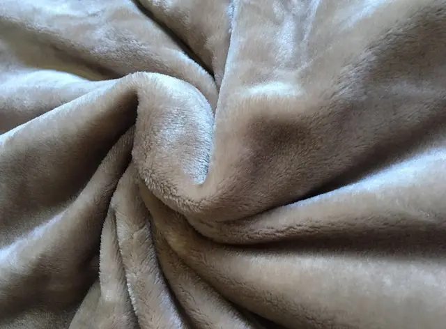 Lanrong student blanket thickening autumn and winter single towel was double air conditioned blanket summer cool color Brown - Shop at LoveMi