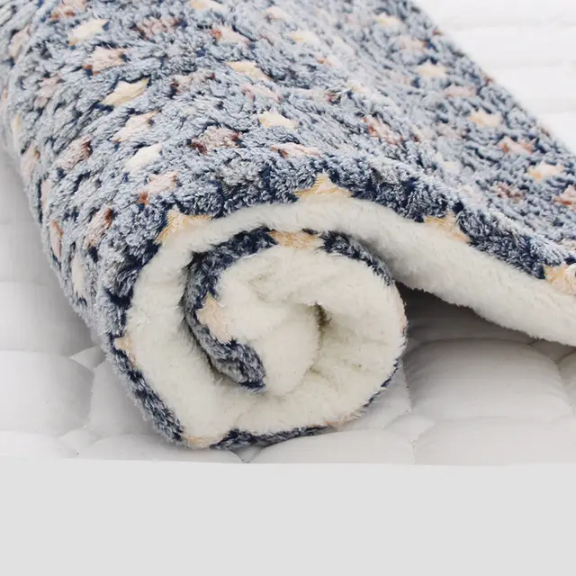 Thickened Blanket for Cats And Dogs Blue Stars - Shop at LoveMi