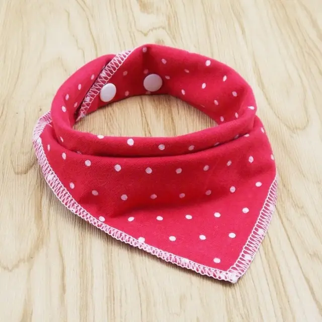 Cat and dog triangle scarf Red - Shop at LoveMi