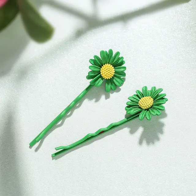 Sweet And Cute Little Daisy Hairpin Elegant And Simple Green - Shop at LoveMi