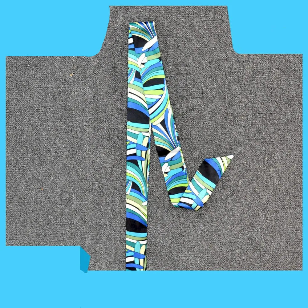 Trendy Handbags Tie Wrap Handle Silk Scarf - V
