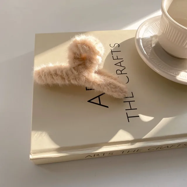 Plush Fleece Catch Clip Autumn And Winter Imitation Rabbit Hair Clip Coffee - Shop at LoveMi