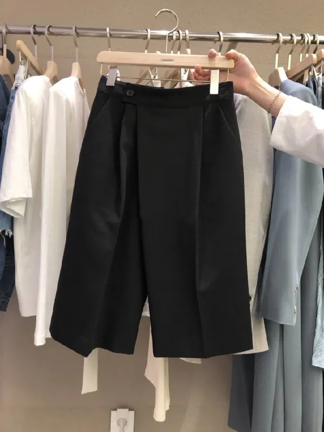 High Waist Buttoned Solid Color Casual Pants All Match Five Point Pants Black - Shop at LoveMi