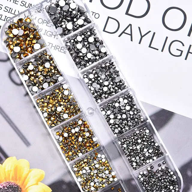 Nail Art Accessories Square Flat Bottom Shaped Rhinestone 12 compartment Storage Box - Shop at LoveMi
