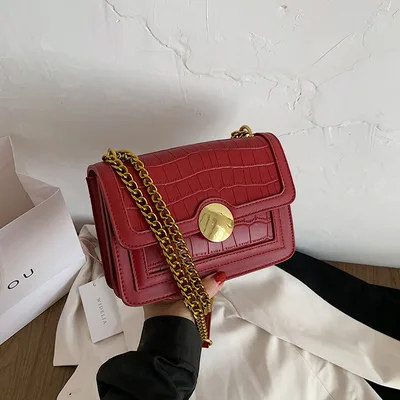 One Shoulder Messenger Bag Fashion Chain Simple Small Square Bag Red - Shop at LoveMi