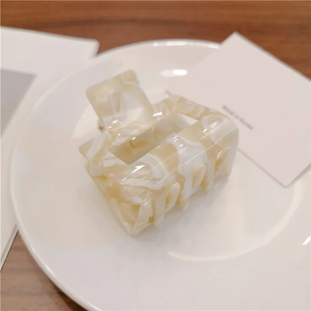 Geometric Hollow Out Retro Tortoiseshell Hairpin - Shop at LoveMi