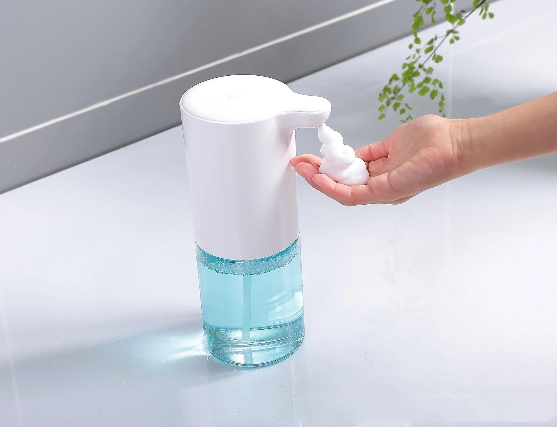 Automatic Induction Foam Soap Dispenser Hand Sanitizer Dispenser Smart Soap Dispenser - White