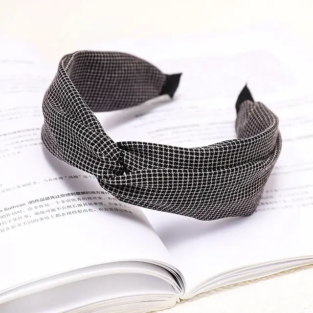 New Classic Plaid Headband Fashion Simple Face Wash Makeup Headband Hair Accessories Black - Shop at LoveMi