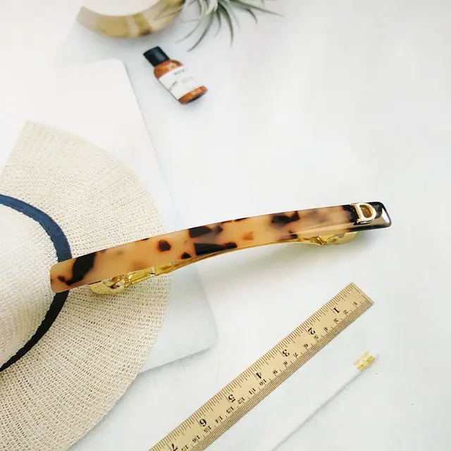 Dai Nuo Korean Version Of Acetic Acid, High End Women's Hair Accessories, Creative And Simple Two Color Fine Hair Clip, Spring Clip, Horizontal Cli... Khaki - Shop at LoveMi