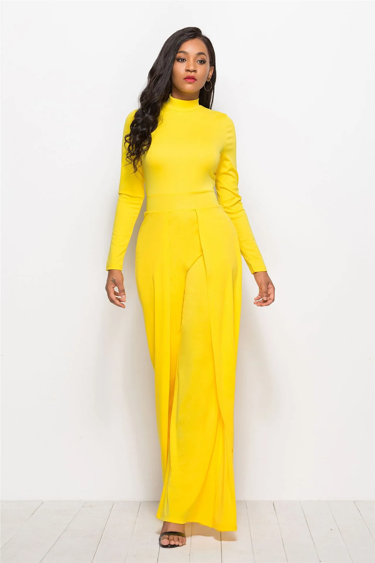 Fashion Round Neck Long Sleeve Wide Leg Jumpsuit - Yellow
