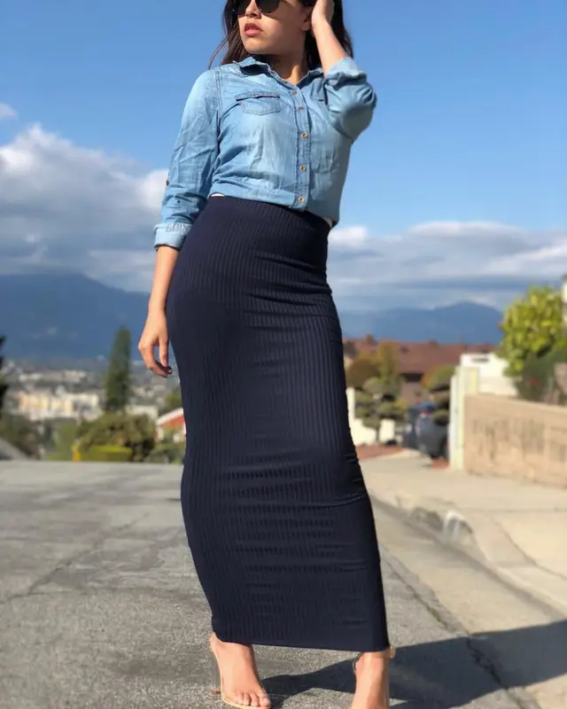 Knit Skirt With Striped Tight fitting Hips And Ankles Black - Shop at LoveMi