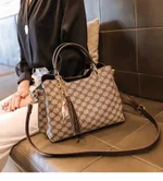 Large-Capacity Printed Mother Handbag Shoulder Messenger Bag - Brown
