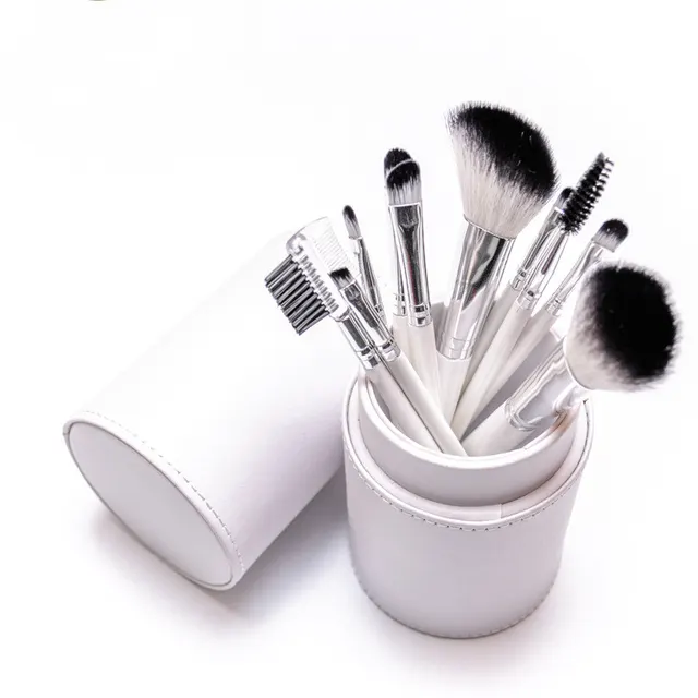 New 8 Makeup Brush Set, Eye Shadow, Blush, Foundation Brush, Makeup And Beauty Tools Black And White - Shop at LoveMi