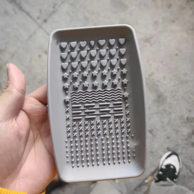 Square Scrubbing Pad Hand Hold Scrubbing Plate Cleaning Makeup Brush Silicone Pad Grey - Shop at LoveMi