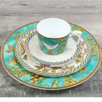 4 Pieces Set
