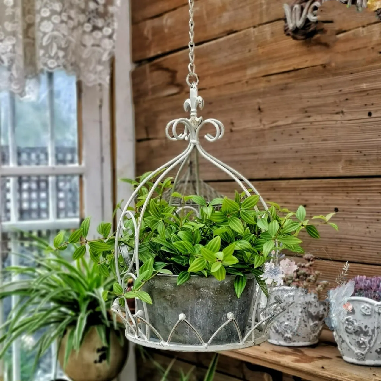 Wrought Iron Hanging Basket, Courtyard Garden Balcony Space Level Decoration Hanging Potted Flower Stand - White