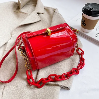 New Trendy Texture Glossy Small Bag Female Bag Fashion Popular Chain Box Bag Female Bag Shoulder Messenger Bag Red - Shop at LoveMi