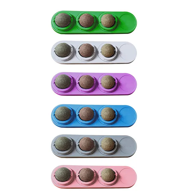 Licking Le Spinning Catnip Ball Random - Shop at LoveMi