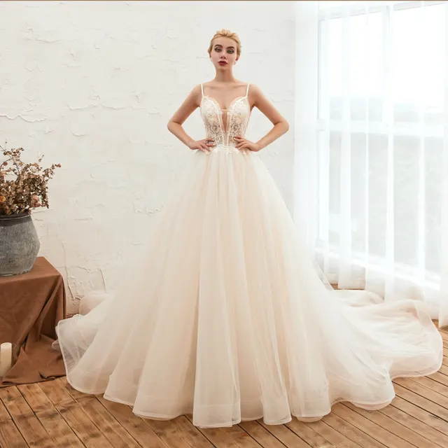 Starry Sky Luxury ig Tail Is Thin Baeakless Dream Master Wedding Dress Ivory - Shop at LoveMi