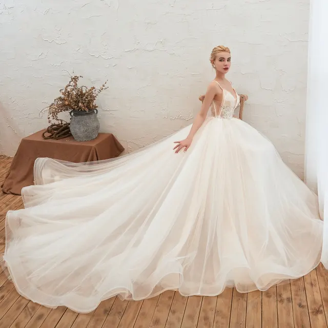 Starry Sky Luxury ig Tail Is Thin Baeakless Dream Master Wedding Dress White - Shop at LoveMi