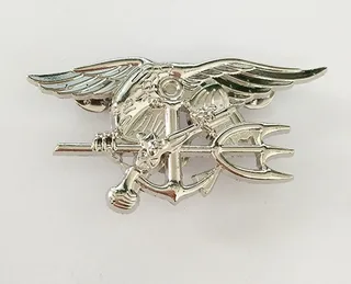 U.S. Military Fan, Non-commissioned Officer, Military Officer, Lieutenant Officer, Metal badge - 2 Style