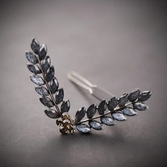 Korean Version Of Half Tie Hair, Broken Hair, V Shaped Hairpin, Back Head Clip, Elegant Short Hair, Hairpin Top Clip, Word Clip, Frog Buckle Gray - Shop at LoveMi