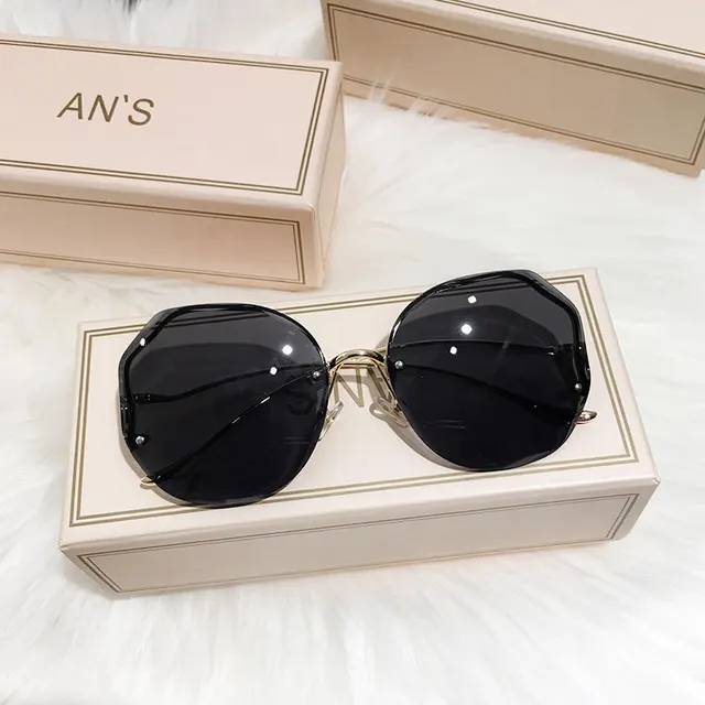 Fashion Gradient Borderless Cut Edge Sunglasses Black - Shop at LoveMi