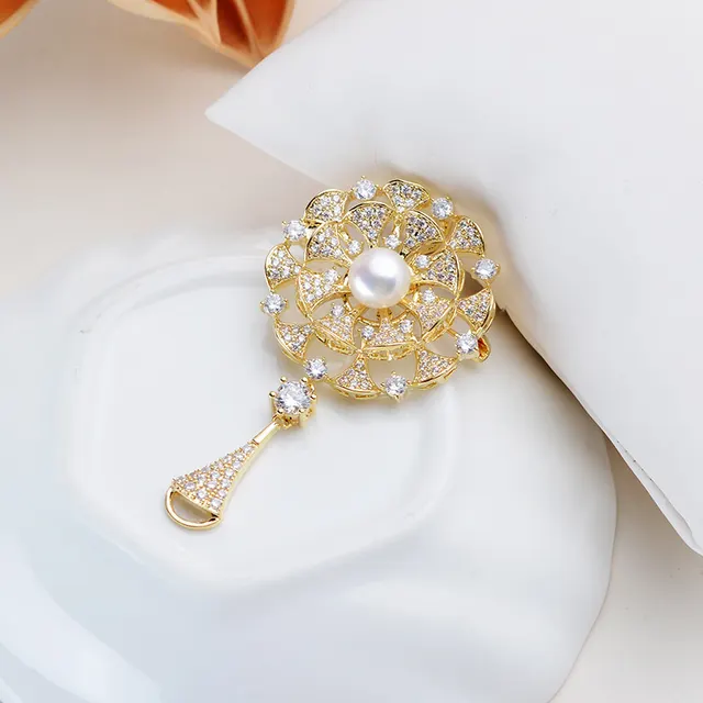 Elegant Dress With Pearl Brooch And Pin Temperament Key Style - Shop at LoveMi