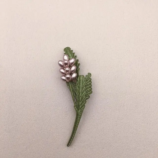 Avocado Green Art Small Fresh Pearl Leaf Brooch 7 Style - Shop at LoveMi