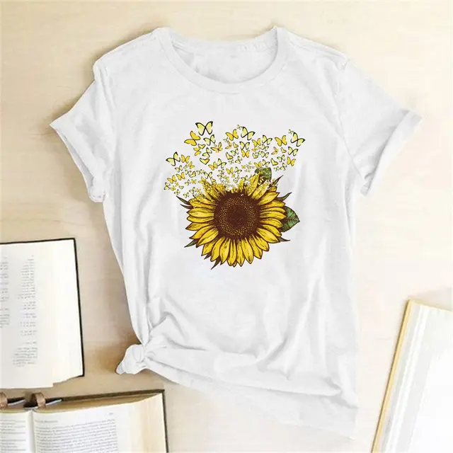 Creative Giraffe Short Sleeve T shirt Women White - Shop at LoveMi