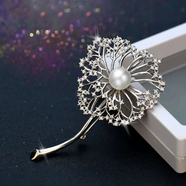 Temperament Corsage Women's Jacket Pin Accessories Elegant Tulip Brooch White - Shop at LoveMi