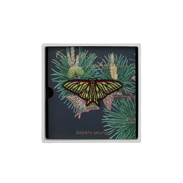 Brooch Luminous Badge Queen'S Day Gift Jewelry Niche Female - Shop at LoveMi