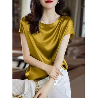 Fashionable Loose Inner Base Shirt - Yellow