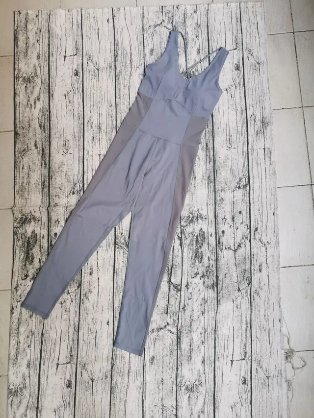 Air Sports Tight Fitness Stretch Fashion Sexy Body Dance Clothes Grey - Shop at LoveMi