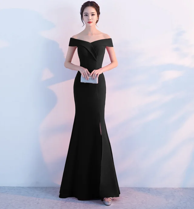 Forklift Model Catwalk With Bride Toast Black - Shop at LoveMi