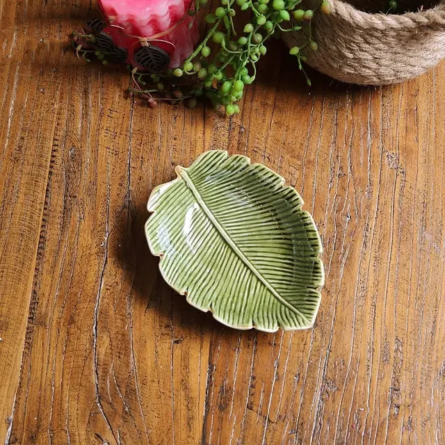 Green Leaf Horizontal Pattern Ceramic Dish Plate Melon Seed Dish Home Accessories Leaf Green - Shop at LoveMi