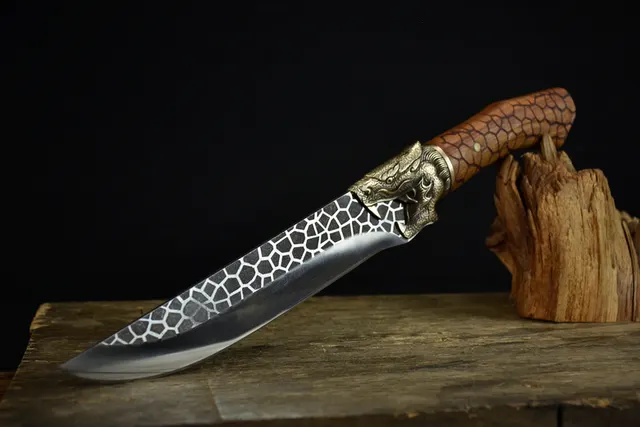 Chilong Bone Knife Ice Cracked Brass Silver - Shop at LoveMi