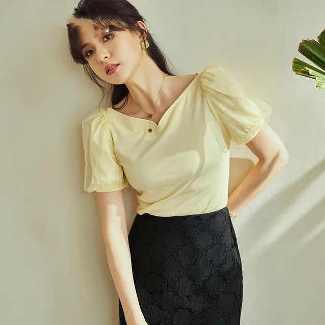 Luoyi Lady Heart shaped Collar Knitted T shirt Spring New Solid Color Stitching Mesh Bubble Sleeve Top 04008 Yellow - Shop at LoveMi