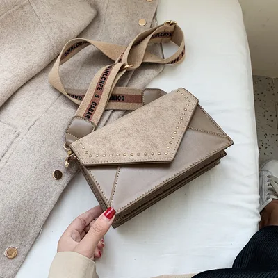 Broadband Small Bag Khaki - Shop at LoveMi