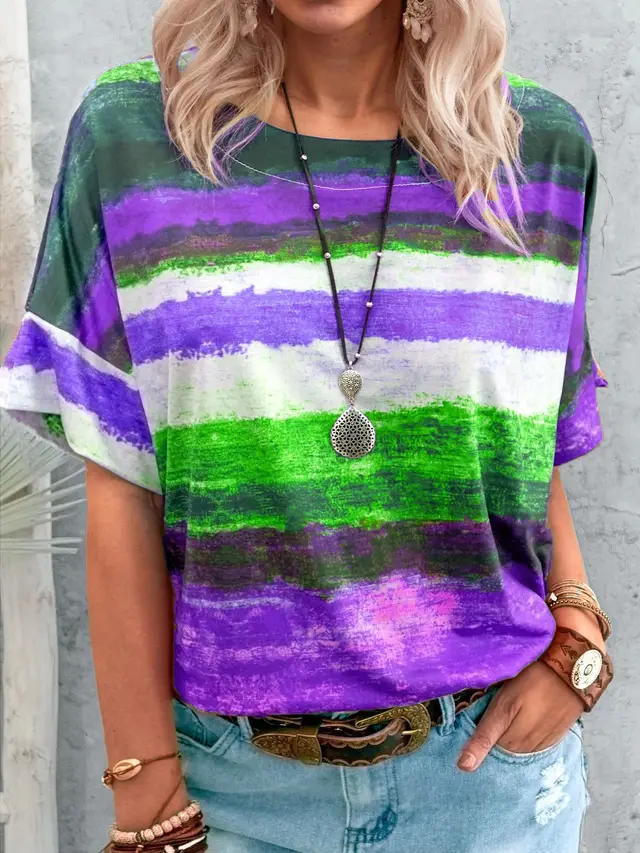 Gradient Contrast Women's Short sleeved T shirt Purple - Shop at LoveMi