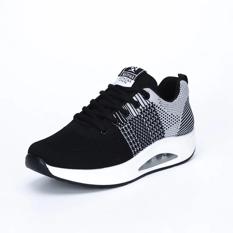 Air permeable dance shoes with flying mesh - Grey