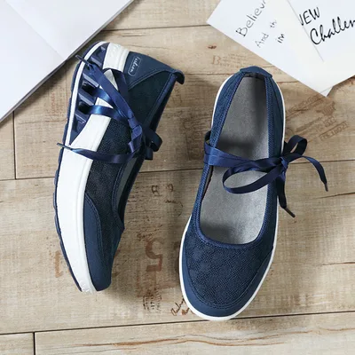 New Korean Style Comfortable Casual Shoes With Thick Sole Blue - Shop at LoveMi