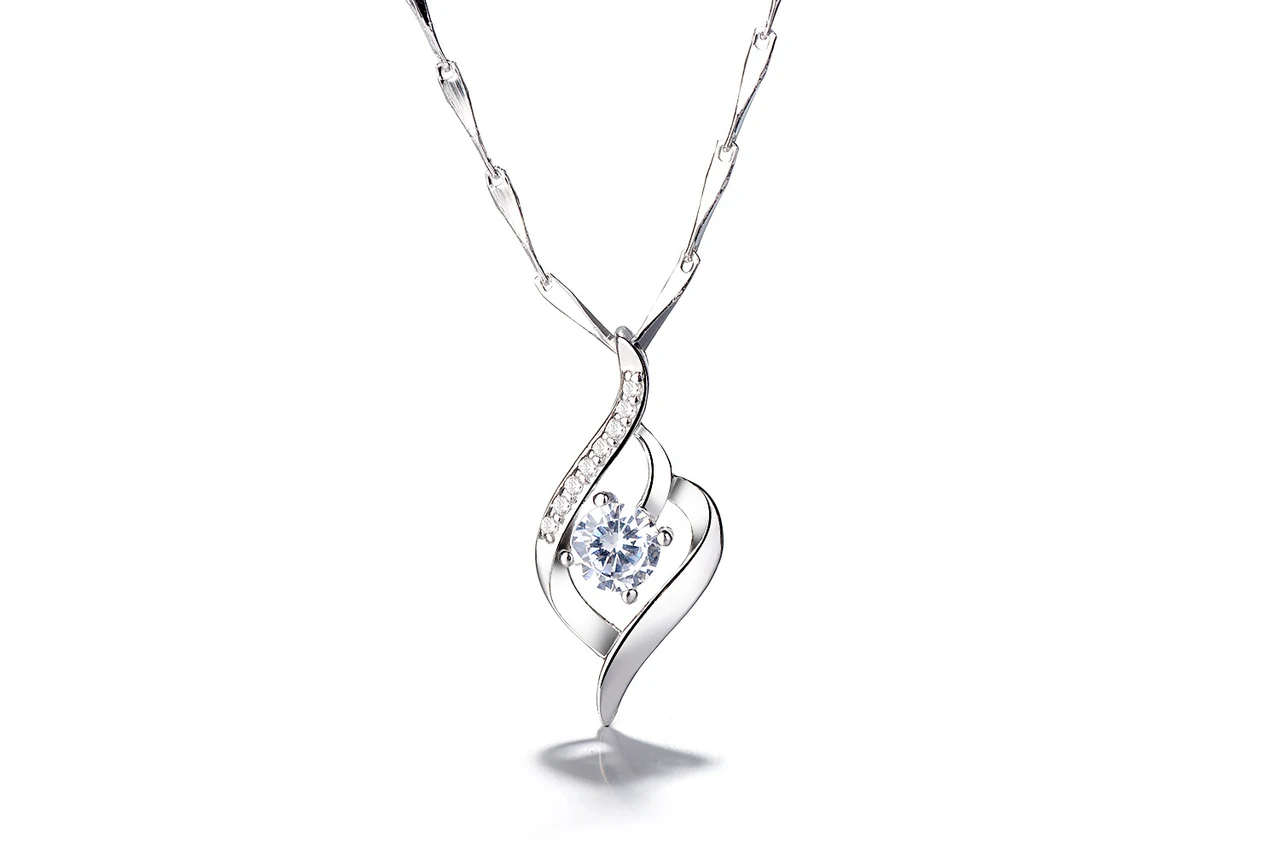 S999 Pure Silver Heart-shaped Pendant Female Hollow Inlaid Zircon Clavicle Chain - Pendant Without Necklace