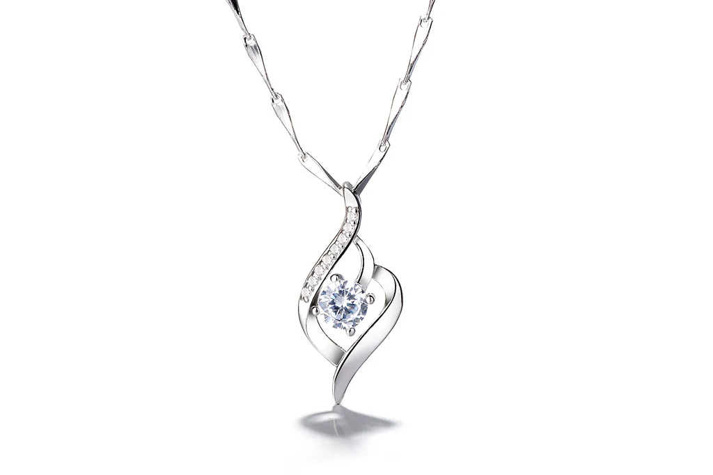 S999 Pure Silver Heart-shaped Pendant Female Hollow Inlaid Zircon Clavicle Chain - Pendant Without Necklace