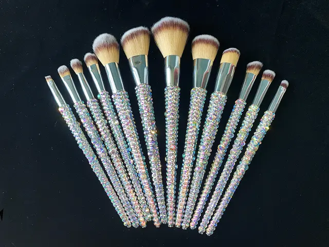 Diamond 12 Gems Makeup Beauty Tool Loose Powder Brush Repairing Concealer Brush Silver Resin Diamond Blend - Shop at LoveMi