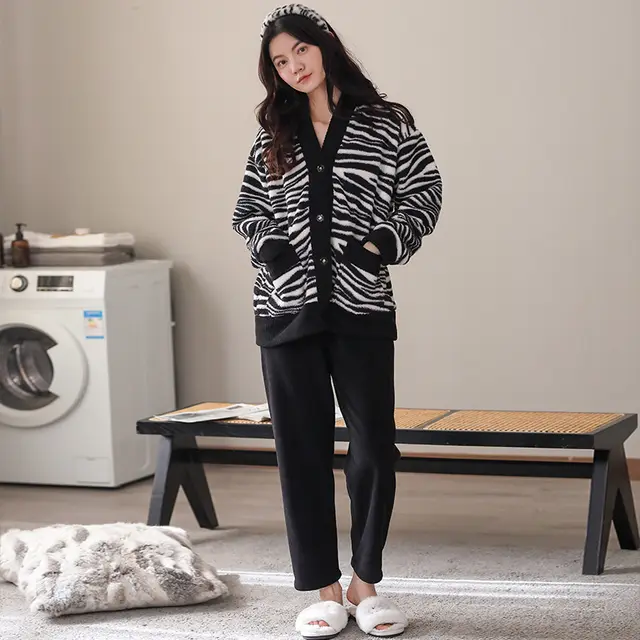 Spring And Autumn Leopard Print Sweater Cardigan Thicken Black - Shop at LoveMi