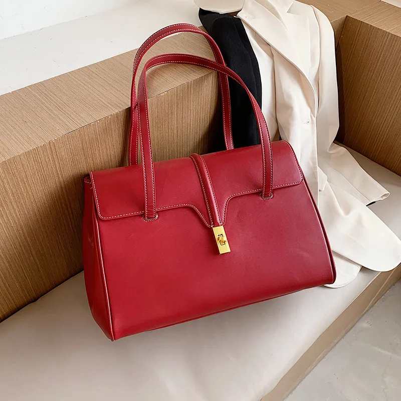 Large Capacity Fashion Simple Travel Bag Women's Single Shoulder Tote Red - Shop at LoveMi