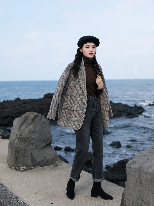 Retro Plaid Woolen Suit Jacket Women's Autumn And Winter Thick Warm Coat Short And Small Grey Coffee Color - Shop at LoveMi